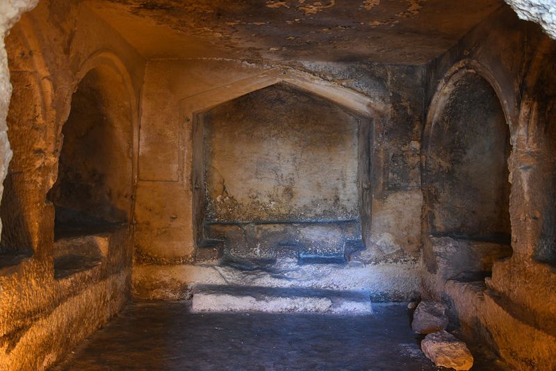 Şanlıurfa Kızılkoyun Necropolis Chamber A In 2024 7721.jpg