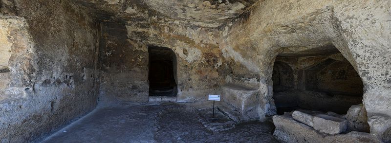 Şanlıurfa Kızılkoyun Necropolis Chamber B Forecourt In 2024 7727 panorama.jpg