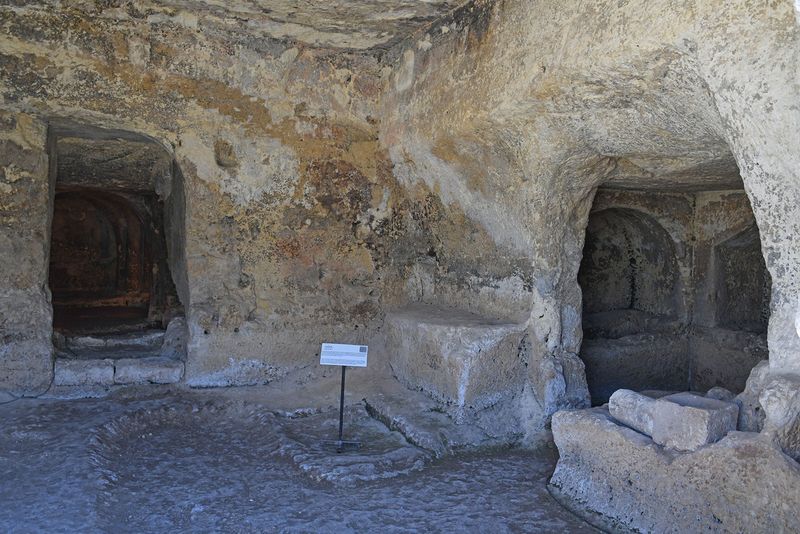 Şanlıurfa Kızılkoyun Necropolis Chamber B Forecourt Two chambers In 2024 7723.jpg