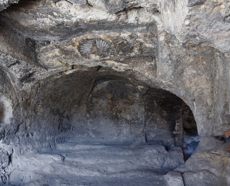 Şanlıurfa Kızılkoyun Necropolis Chamber M13 Peacock pediment In 2024 7792 panorama.jpg