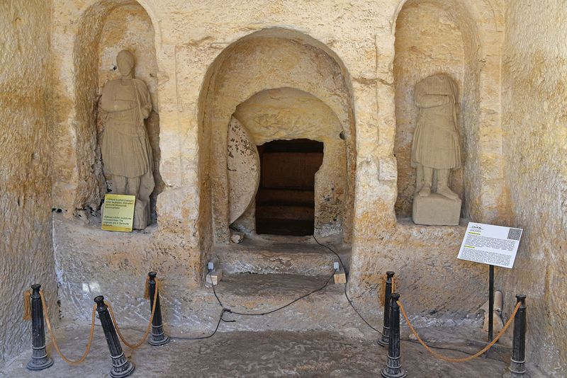 Şanlıurfa Kızılkoyun Necropolis Chamber M51 In 2024 7756.jpg