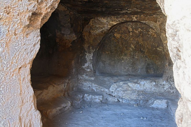 Şanlıurfa Kızılkoyun Necropolis Chamber with mosaic In 2024 7768.jpg