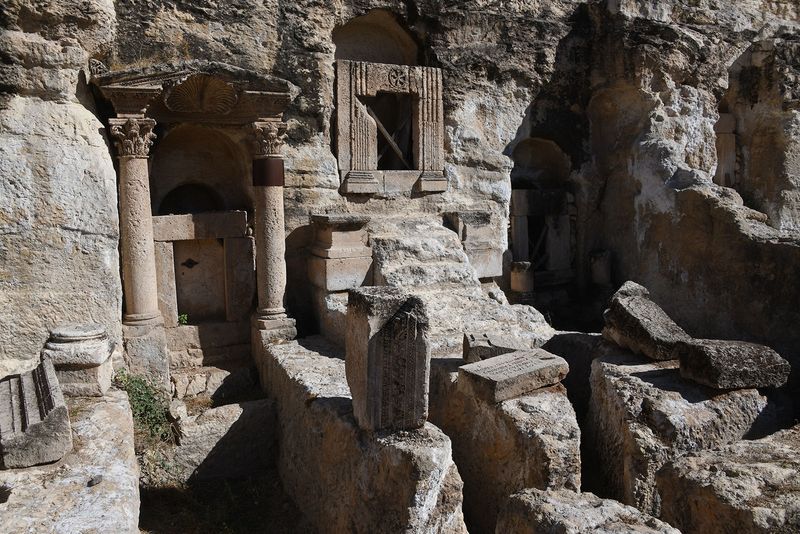 Şanlıurfa Kızılkoyun Necropolis View on terrain In 2024  7741.jpg