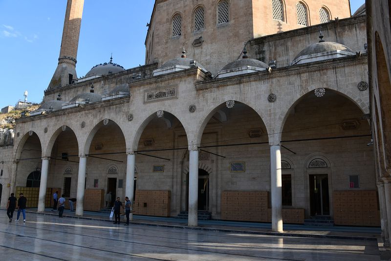 Yeni Mevlidi Halil Cami exterior 2024 7650.jpg