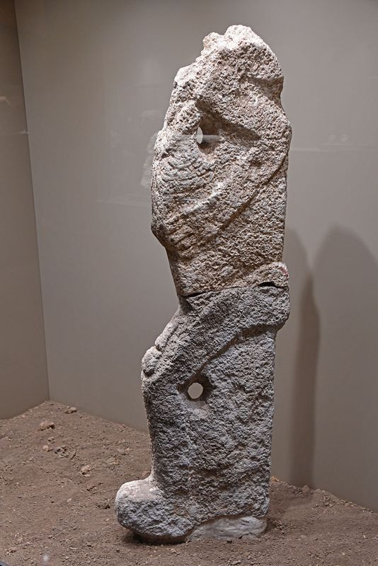 Urfa museum Karahantepe Sitting human statue Neolithic Age in 2024 7363.jpg