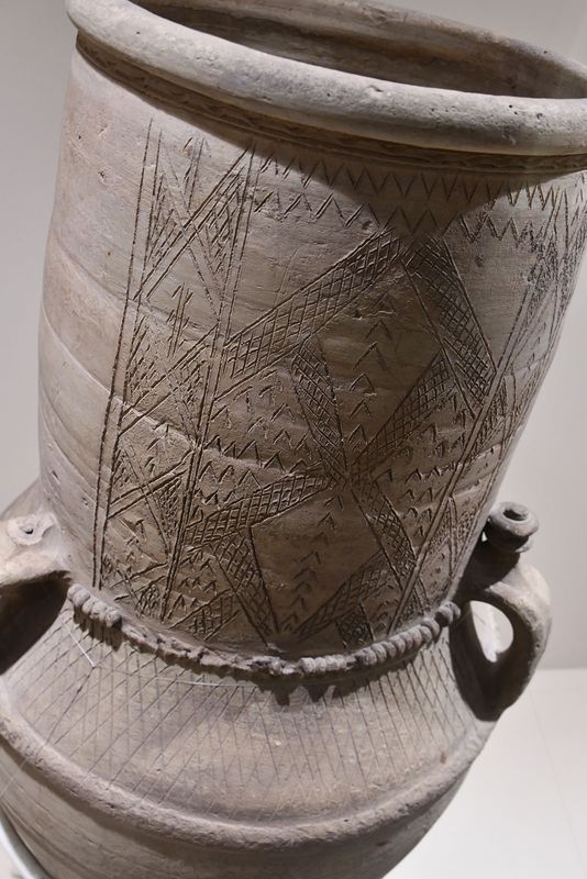 Urfa museum Pithos - terracotta from Lidar Hyk - Bronze age in 2024 7502.jpg