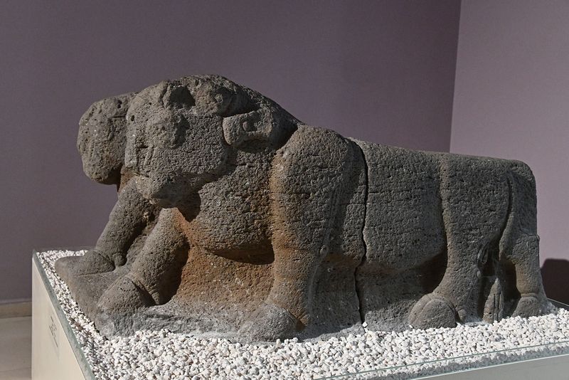 Urfa museum Late-Hittite Taurus base from Central-Kabahaydar Iron Age in 2024 7526.jpg