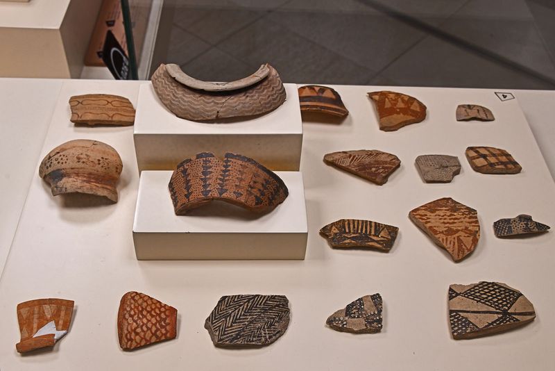 Urfa museum Pieces of large bowls Chalcolithic Age in 2024 7403.jpg