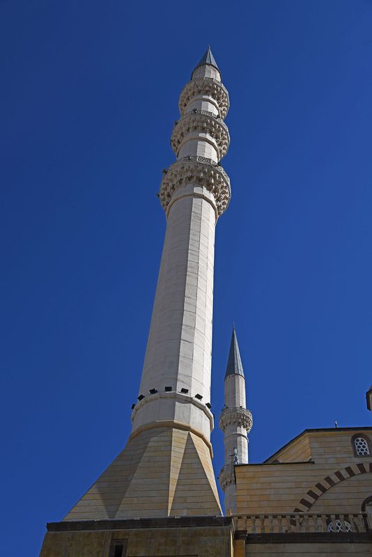 Kahramanmaraş Abdlhamid Han Mosque Exterior Minarets 2024 8158.jpg