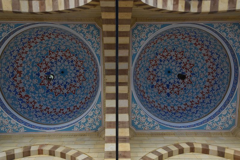 Kahramanmaraş Abdlhamid Han Mosque Exterior Porch 2024 8163.jpg