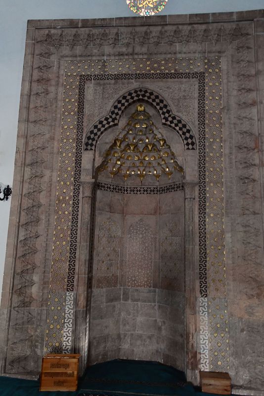 Diyarbakır Fatih Pasha Mosque Interior Mihrab 2024 6930.jpg