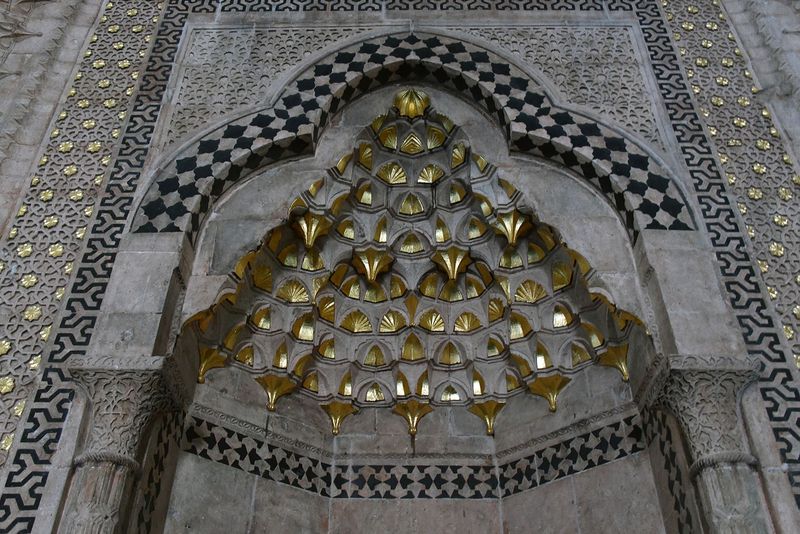 Diyarbakır Fatih Pasha Mosque Interior Mihrab 2024 6931.jpg