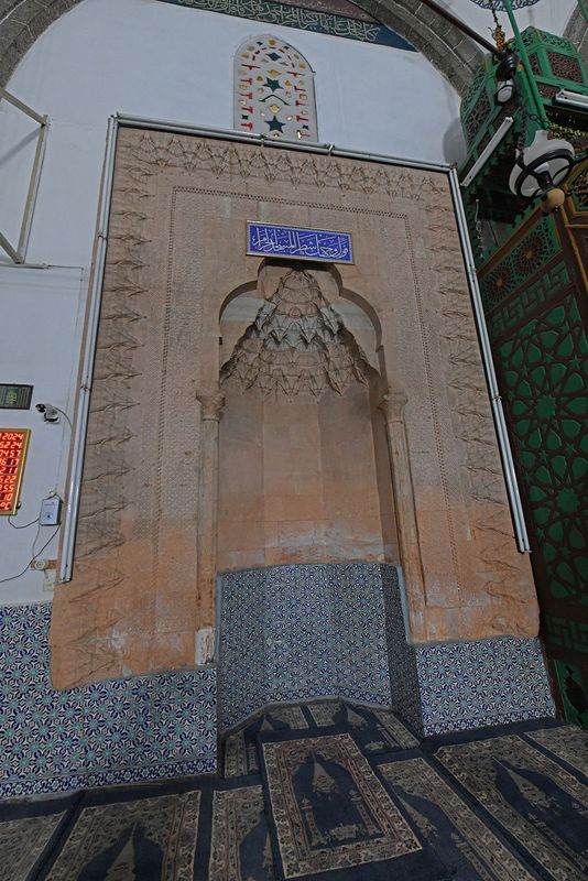 Diyarbakır Iskender Paşa Mosque Interior Mihrab in 2024 0257.jpg