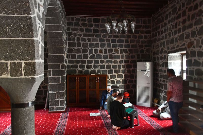Diyarbakır Kadı Camii Interior in 2024 6912.jpg