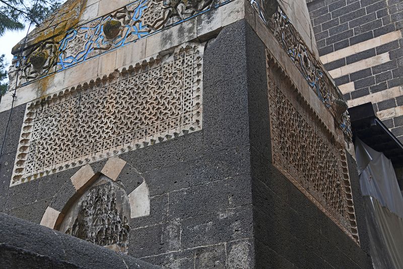 Diyarbakır Melik Ahmet Pasha mosque in 2024 6899.jpg