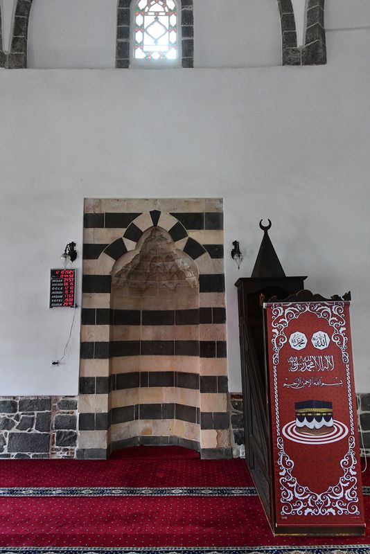 Diyarbakır Sheikh Matar Mosque Interior in 2024 7006.jpg