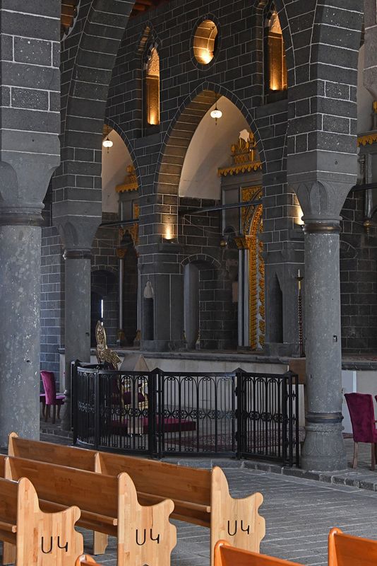 Diyarbakır Surp Giragos Armenian Church Interior Ceiling in 2024 7056.jpg
