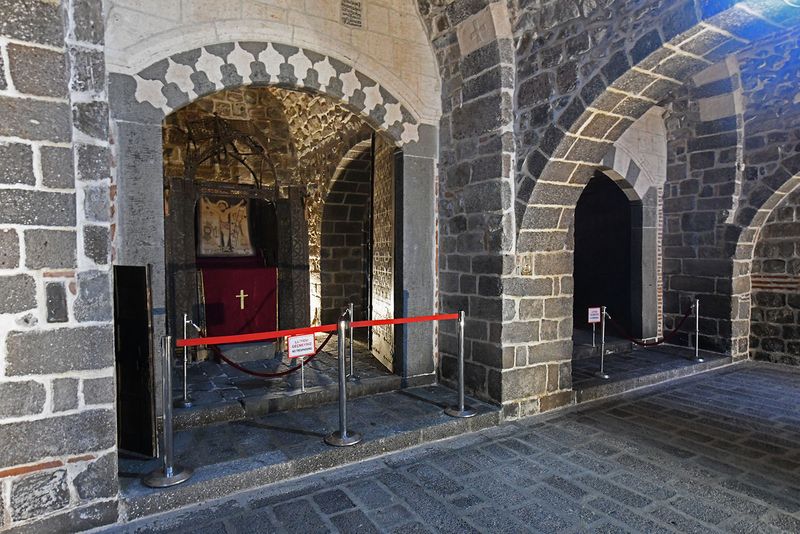 Diyarbakır Syriac Orthodox Church of Virgin Mary Interior Exhibition hall in 2024 0304.jpg
