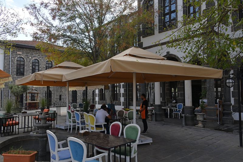 Diyarbakır Cafetaria in 7th Corps Building in 2024 6801.jpg