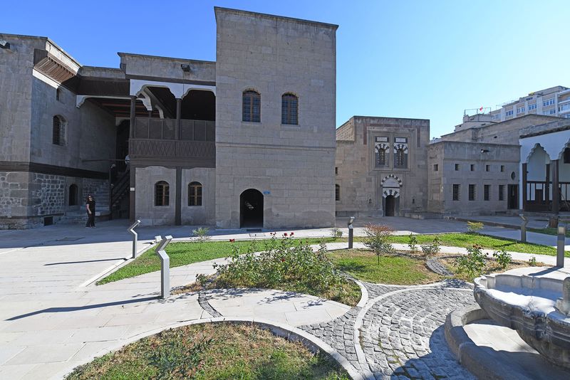 Kayseri Gpgpoğlu Ethnography Museum 0530.jpg