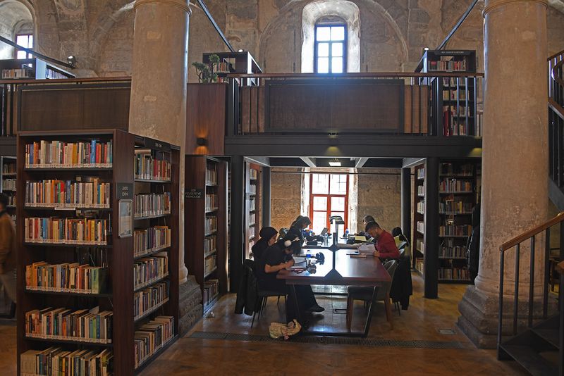 Kayseri Meryem Ana Kilisesi in 2024 8544.jpg