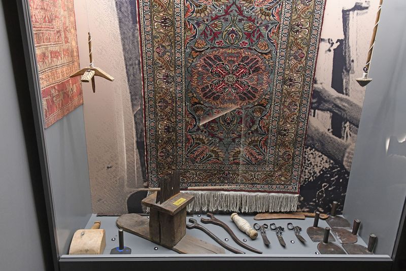 Ahi Evran Esnaf ve Sanatkarlar Muzesi Carpet weaving in 2024  8484.jpg