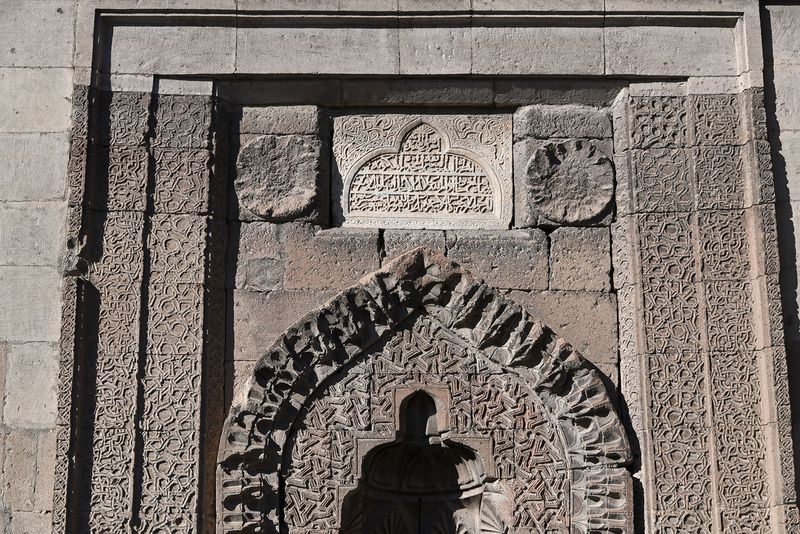 Kayseri Şah Kutluğ Hatun Kmbeti in 2024 8573.jpg