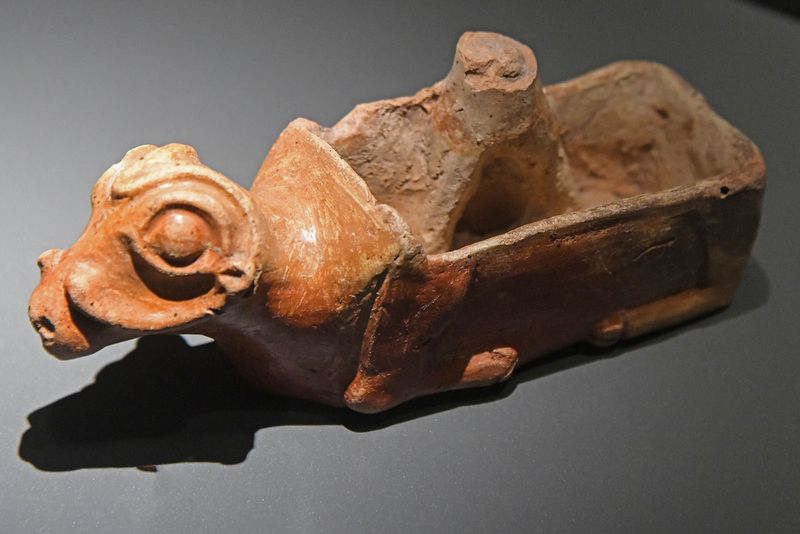 Kayseri Archaeology Museum Boat shaped vessel Assyrian Trading Colonies Period 2000-1700 BC in 2024 8313.jpg