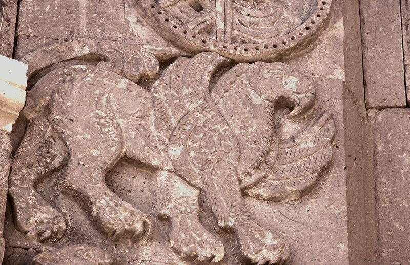 Akdamar Isolated animals relief 053.jpg