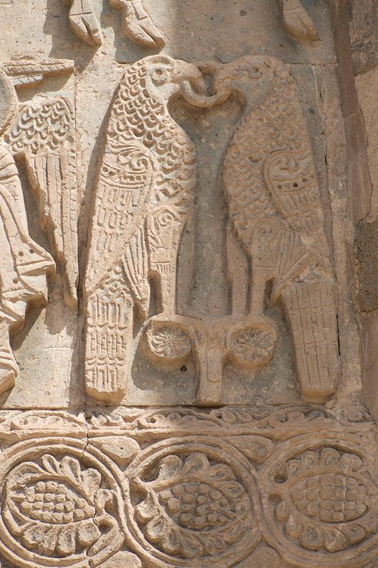 Akdamar Isolated animals relief 4330.jpg