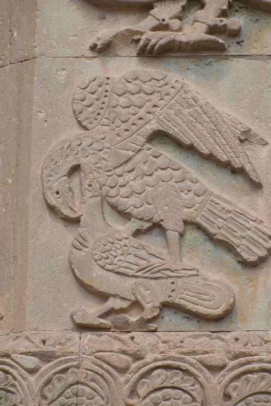 Akdamar Isolated animals relief 4362.jpg