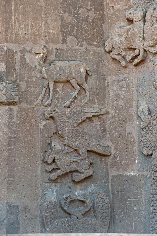 Akdamar Isolated animals relief 4431.jpg