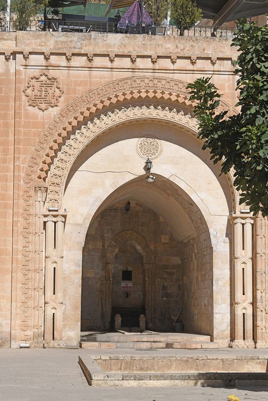 Mardin Şehidiye Mosque Courtyard Water stream in 2025 8890.jpg