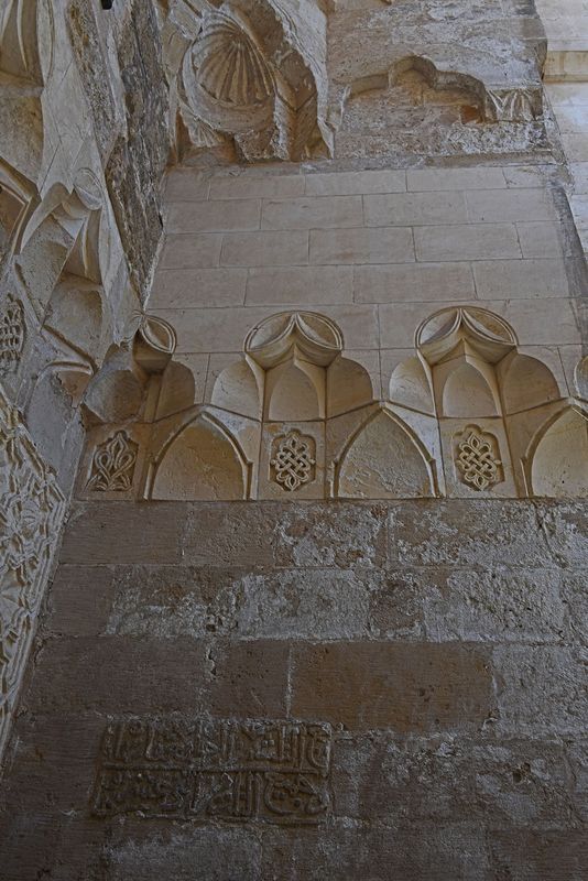 Mardin Şehidiye Mosque East entrance in 2025 8885.jpg