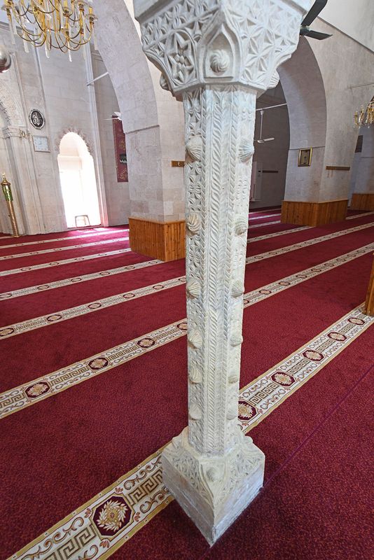 Mardin Şehidiye Mosque Interior in 2025 0871.jpg