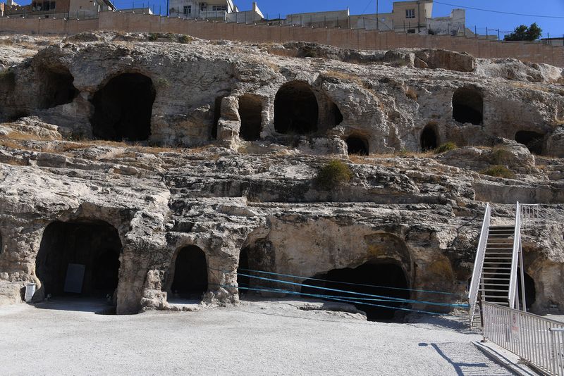 Şanlıurfa Kızılkoyun Necropolis View on terrain in 2025 9232.jpg