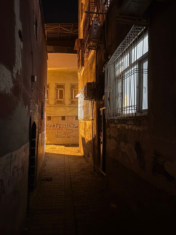 Diyarbakır Street scene in Sur in 2025 1536.jpg