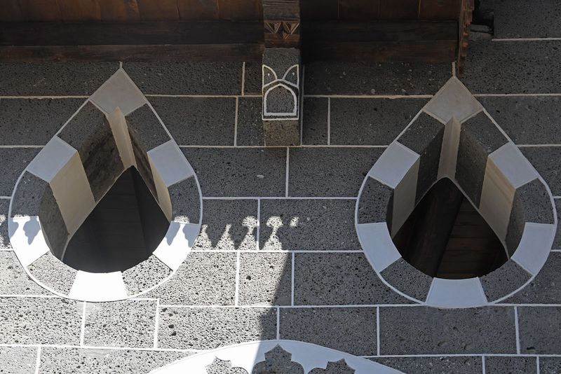 Diyarbakır Cahit Sıtkı Tarancı House Museum North facade east corner in 2025 8765.jpg