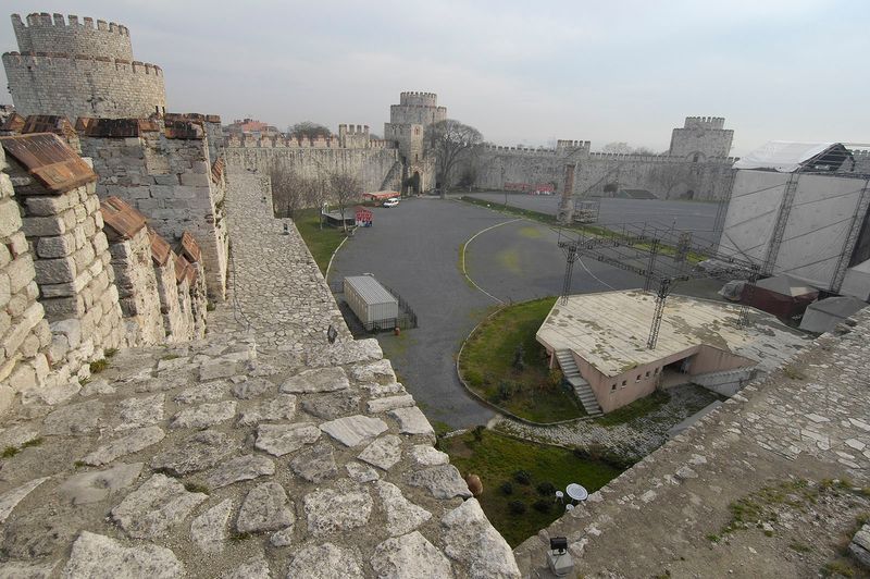 Yedikule View from Tower of Ahmet III in 2006 3402