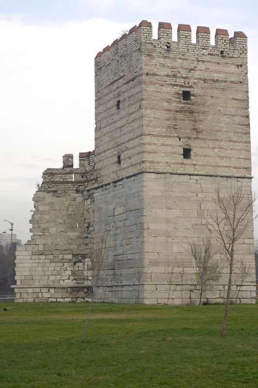 Yedikule Marble Tower in 2006 3474