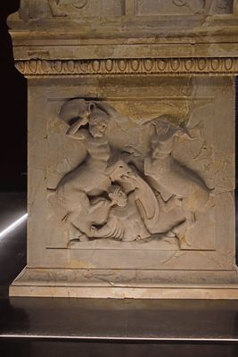 Istanbul Archaeological Museum Lycian sarcophagus Short side with Two centaurs fight Caeneus 4011.jpg