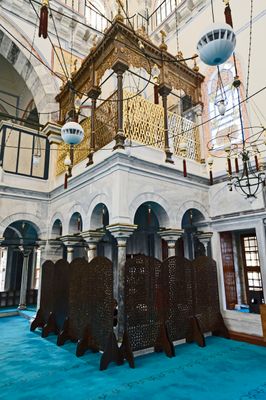 Istanbul Ayazma Mosque hnkr mahfili 0655.jpg