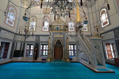 Istanbul Ayazma Mosque mihrab side 0649.jpg