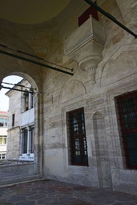 Istanbul Ayazma Mosque entrance to mosque view left 3385.jpg
