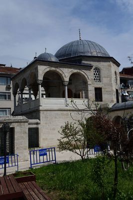 Istanbul Eminzade Hacı Ahmet Paşa complex library 3419.jpg