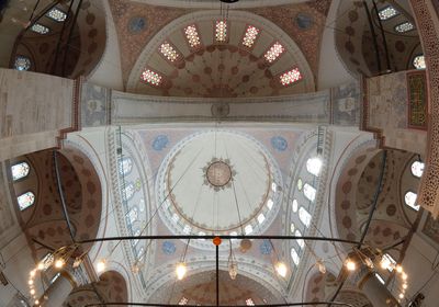 Istanbul Beyazit II mosque interior 0629.jpg