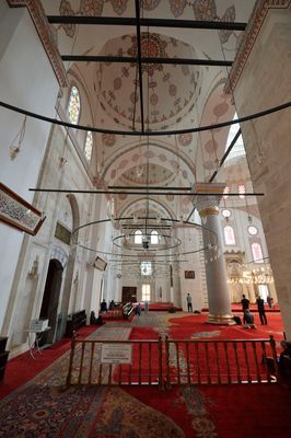 Istanbul Beyazit II mosque interior 0620.jpg
