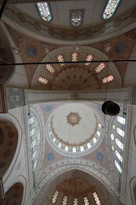 Istanbul Beyazit II mosque interior 0616.jpg