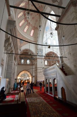 Istanbul Beyazit II mosque interior 0611.jpg