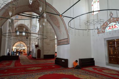 Istanbul Beyazit II mosque interior 0610.jpg